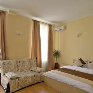 Heart Hotel