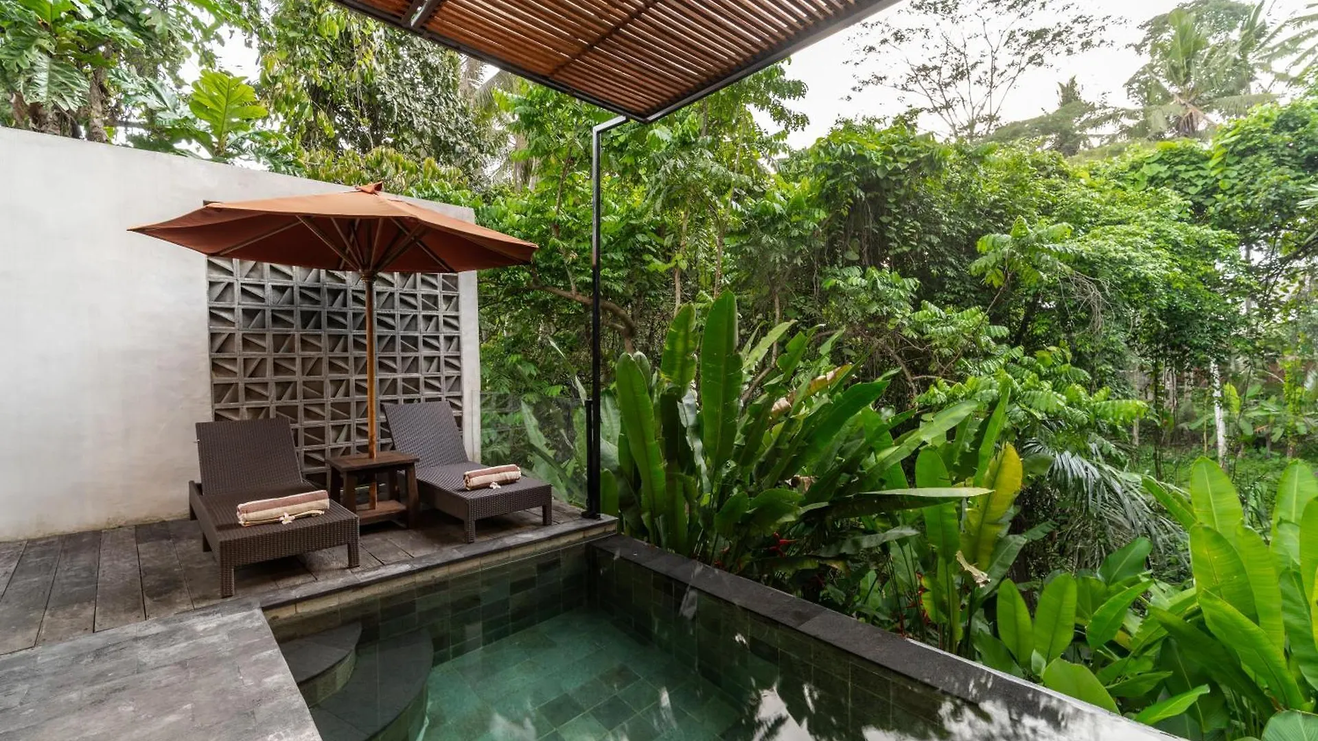 Pensión Hotel The Nani Ubud